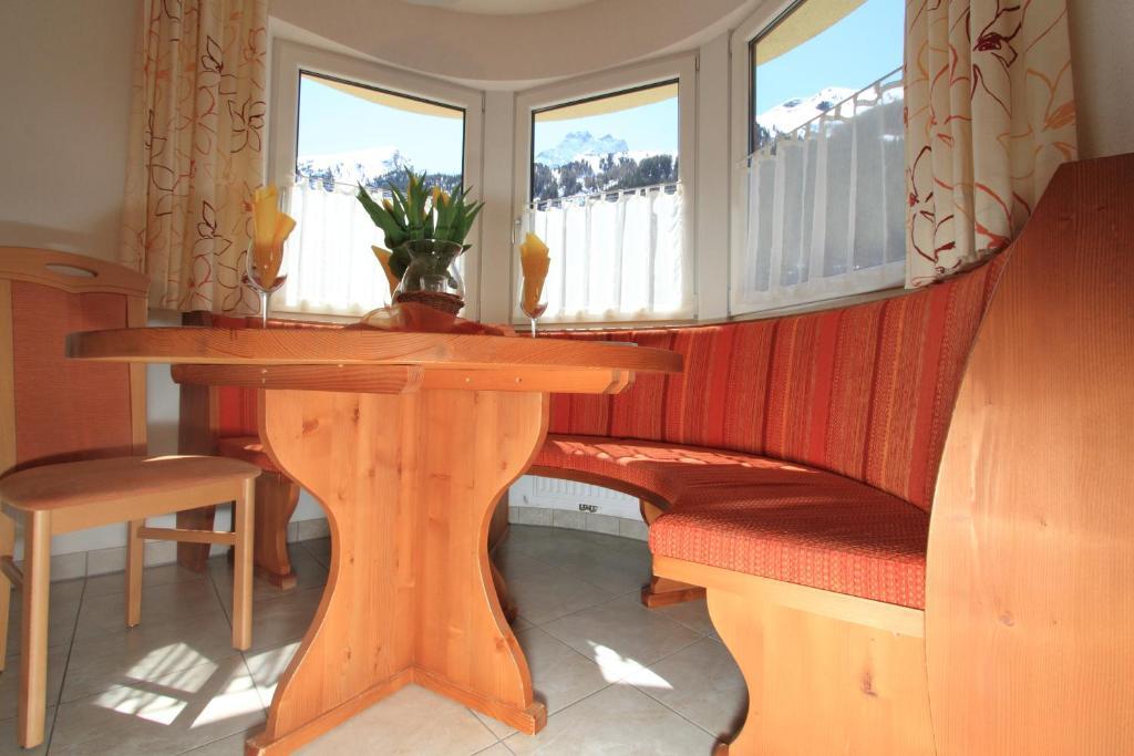 Adlerhof Apartamento Sankt Leonhard im Pitztal Quarto foto